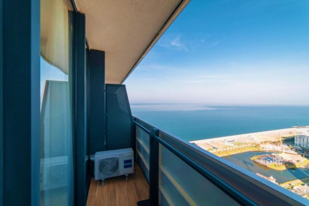 Elegance Sea View Aparthotel In Orbi City Батуми Экстерьер фото