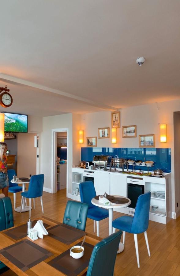 Elegance Sea View Aparthotel In Orbi City Батуми Экстерьер фото