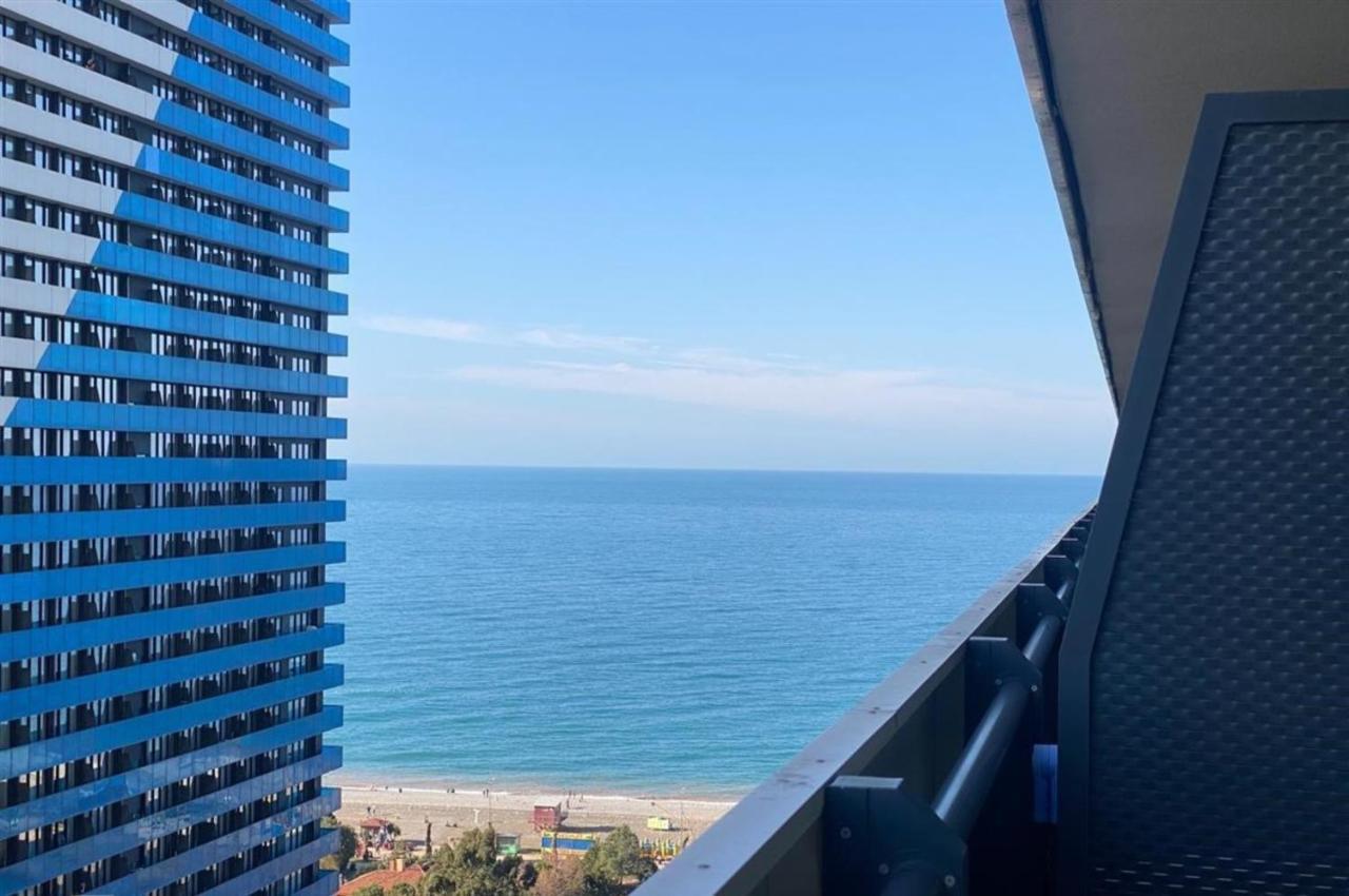 Elegance Sea View Aparthotel In Orbi City Батуми Экстерьер фото